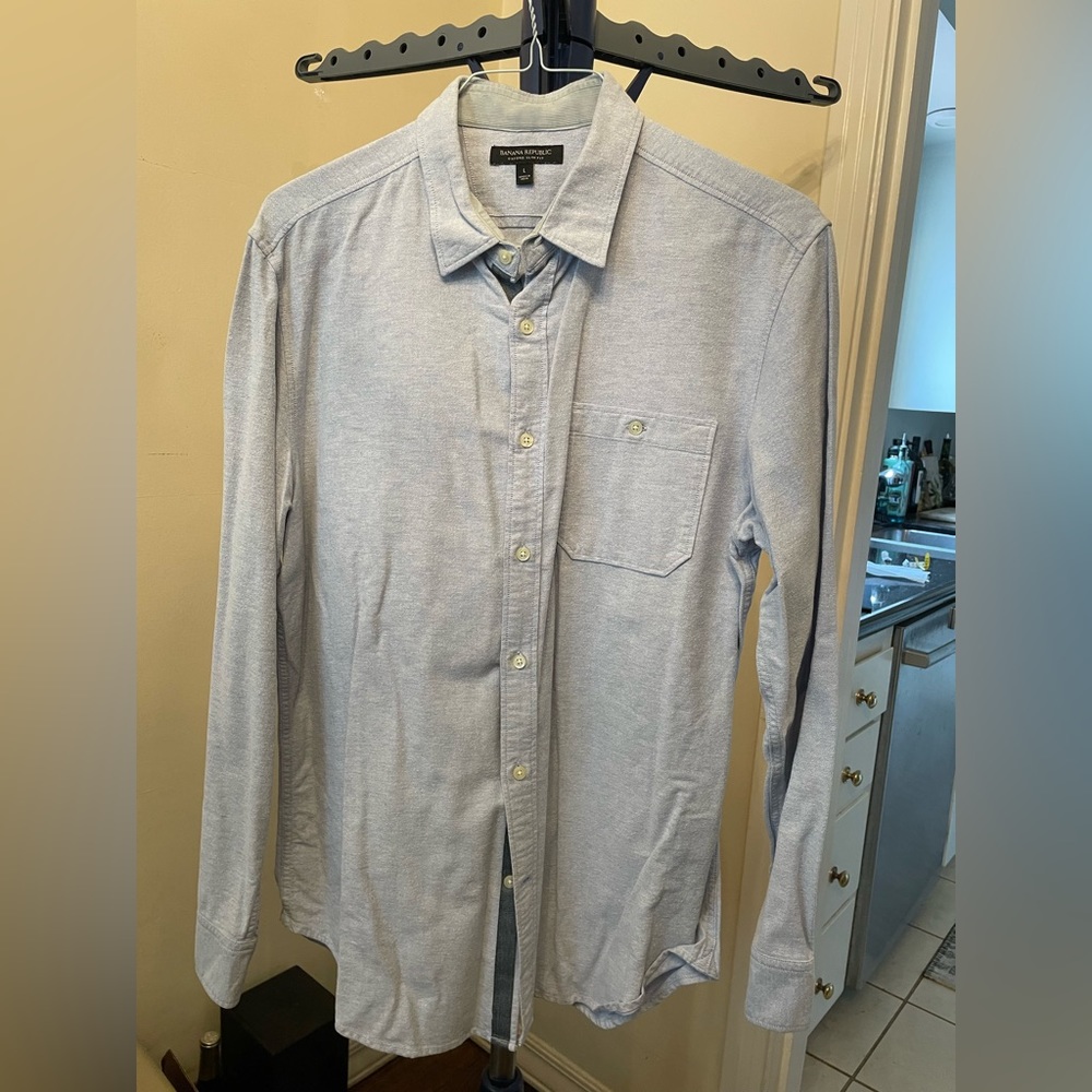 Men’s Banana Republic casual button down shirt